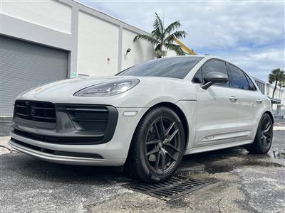 2023 Porsche Macan lease in Aventura,FL - Swapalease.com